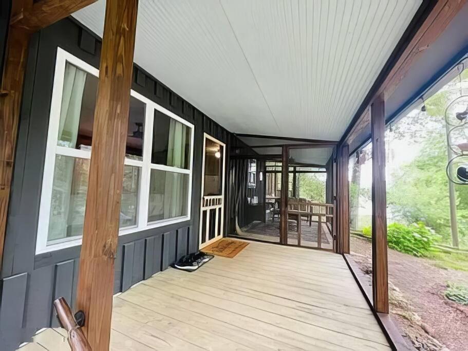 Cameron'S Cottage At The Lake Tallassee エクステリア 写真
